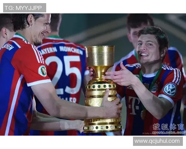 足球传奇群英汇 聚焦顶级球星的辉煌成就与精彩瞬间